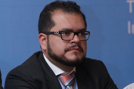 Guatemala - Former PGA Member Edgar Ernesto Herrera welcomes ratification of the Arms Trade Treaty by Guatemala