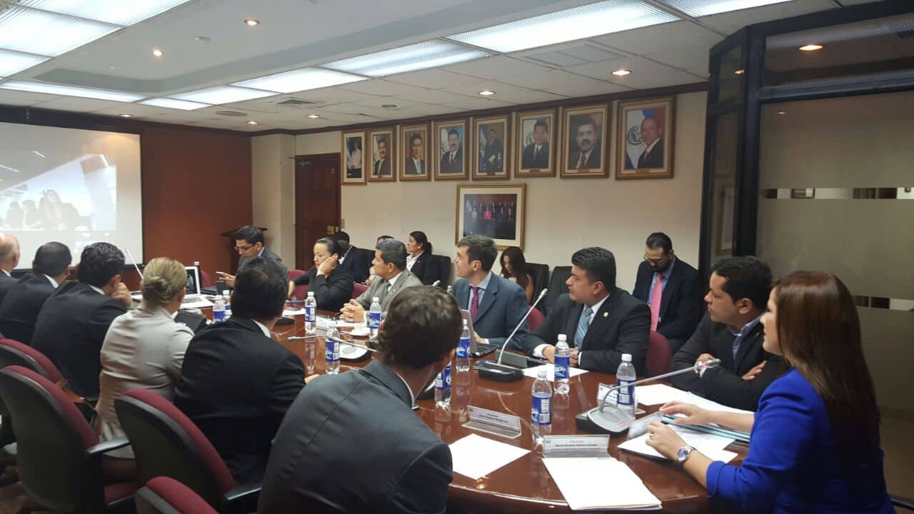 Meeting with members of the Foreign Affairs Committee of the Legislative Assembly of El Salvador