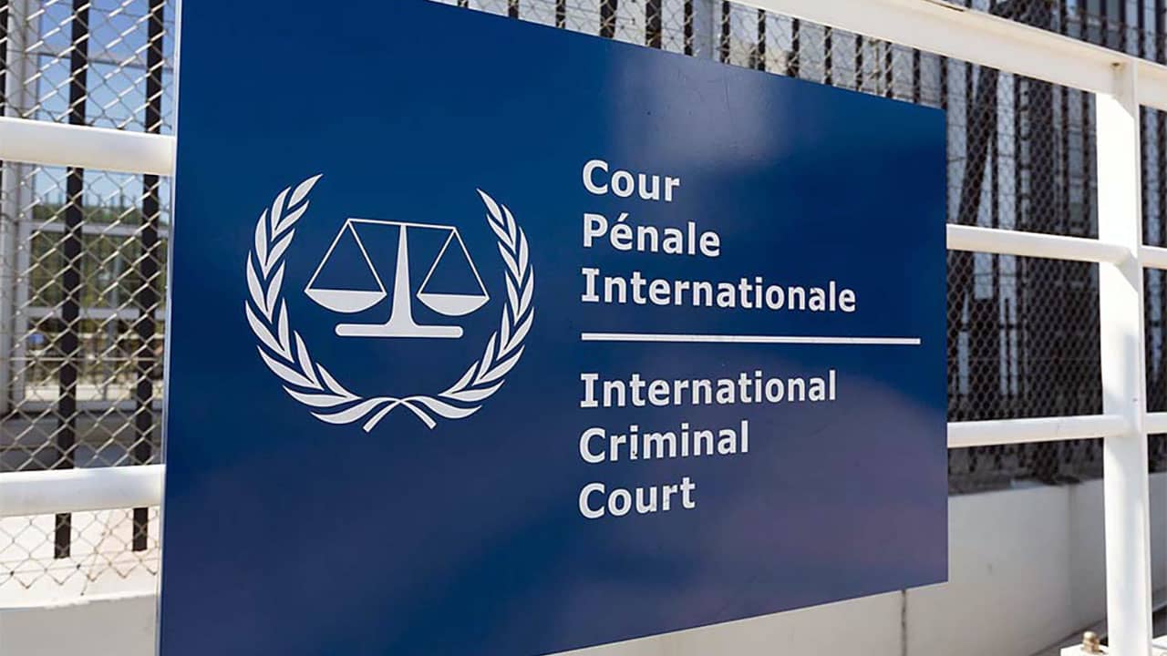 Italy and Sweden deposited their instruments of ratification of the Kampala Review Conference Amendments to the Rome Statute of the International Criminal Court (ICC) on the crime of aggression and war crimes. As a result of this development, 43 States out of the 123 States Parties to the ICC Statute are now bound by these amendments.