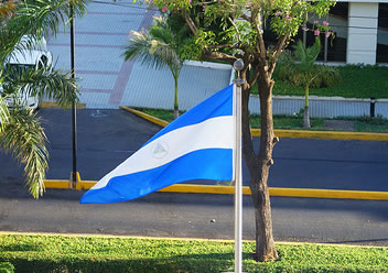 A delegation of Parliamentarians met with party groups in an effort to advance the process of Nicaragua’s accession to the Rome Statute ahead of the upcoming Review Conference of the Rome Statute to be held in mid-2010 in Kampala, Uganda.