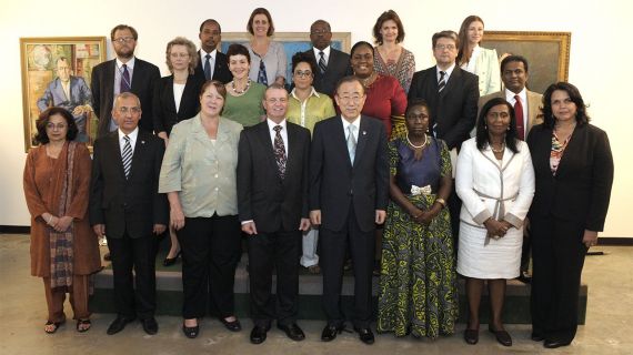 PGA President Ross Robertson Hands Over Control Arms Parliamentarian Declaration to UNSG Ban Ki-moon