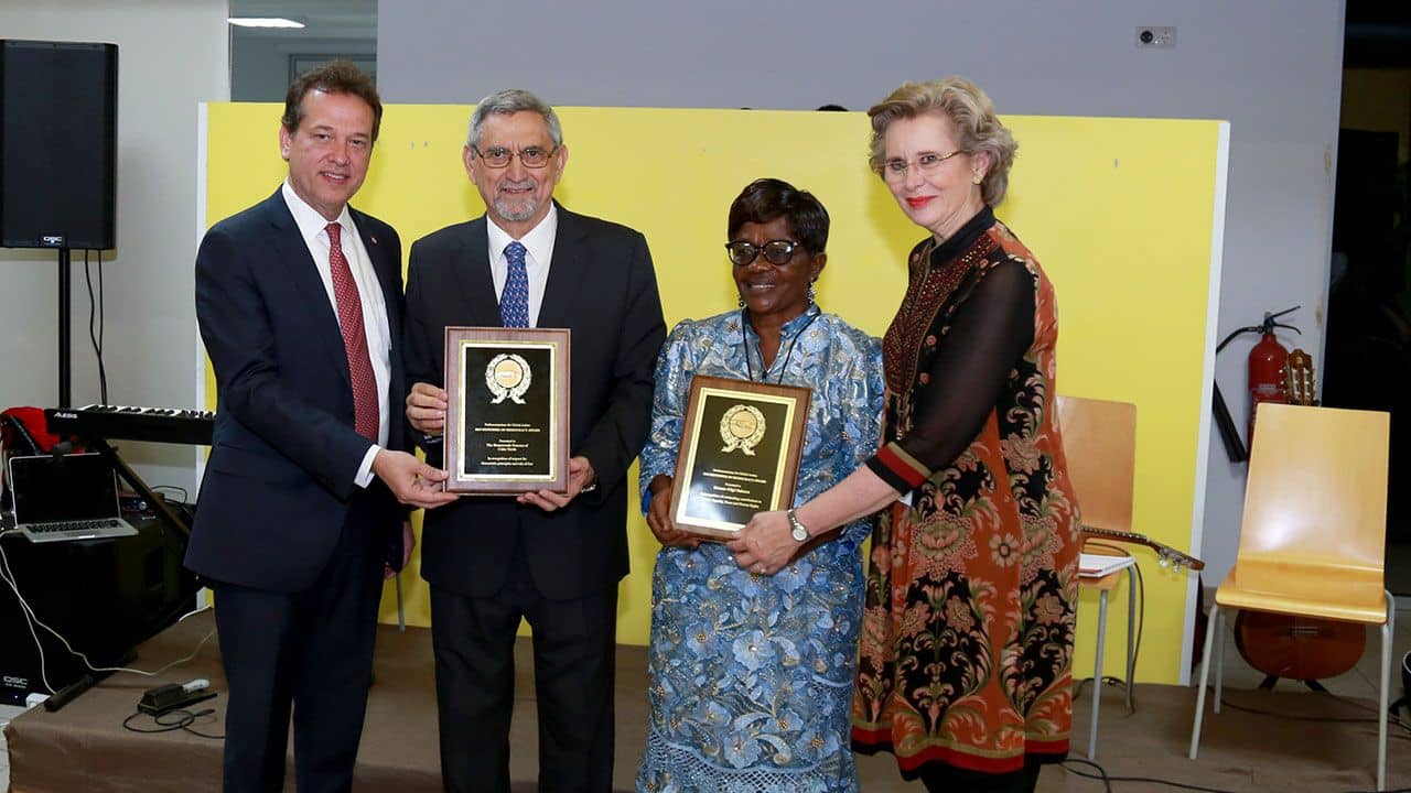 -D: Dip. Victor Bisonó (República Dominicana), presidente de Cabo Verde, Dr. Jorge Carlos Fonseca, Sra. Katana Gégé Bukuru (República Democrática del Congo), presidenta de PGA, Sra. Margareta Cederfelt.