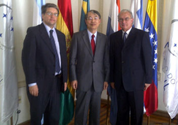 Judge Sang Hyun Song, President of the ICC, has travelled to Montevideo in order to sign an Exchange of Letters between the ICC and PARLASUR for the establishment of a framework agreement for cooperation between the ICC and PARLASUR.